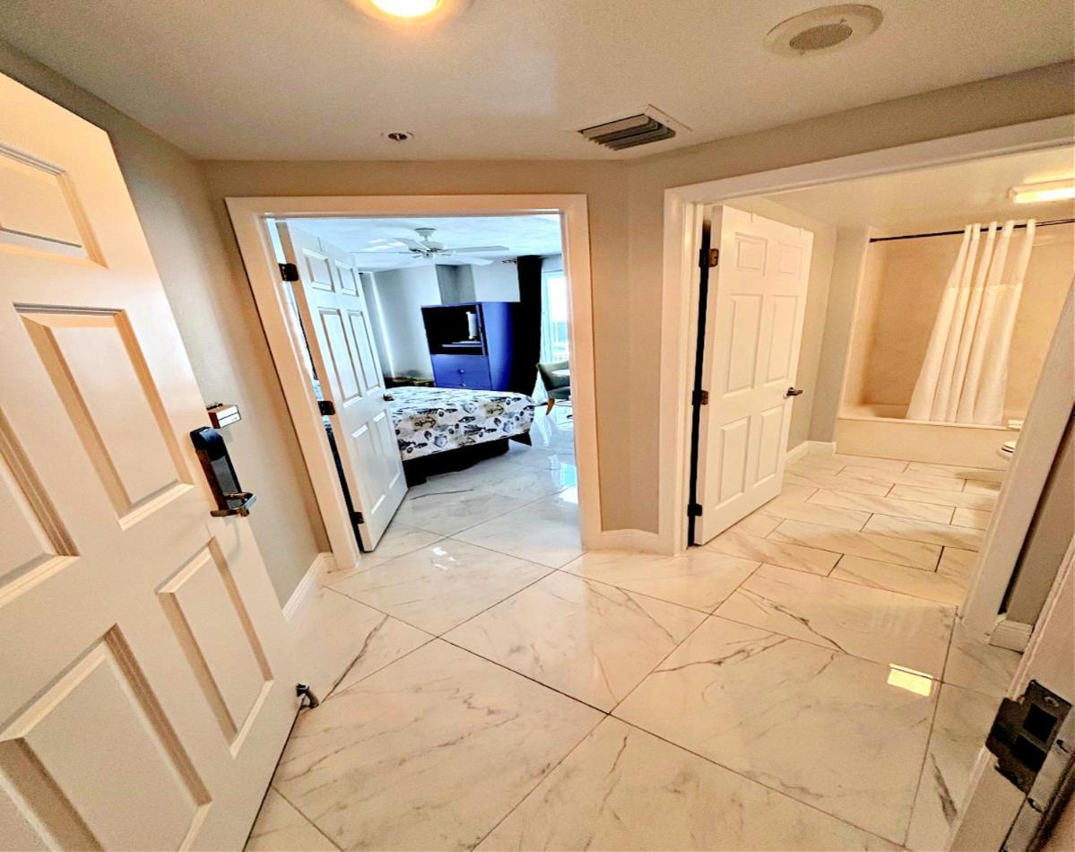 14Th Floor 2 Bedroom Resort Condo Direct Oceanfront Wyndham Ocean Walk Resort Daytona Beach 1401 Екстер'єр фото